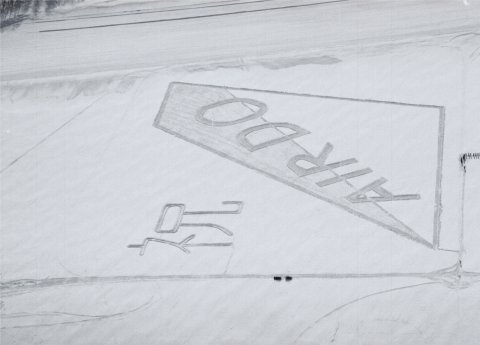 ���S�}�[�N�F��